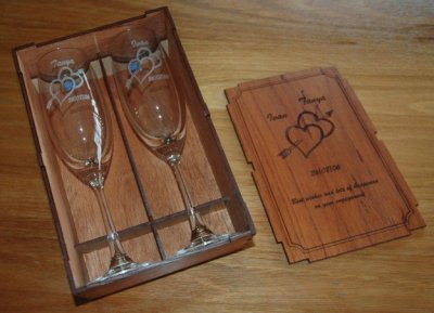 Cherry box with pair champagne flutes engraved