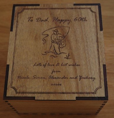 Blackwood engraved wine glass set
