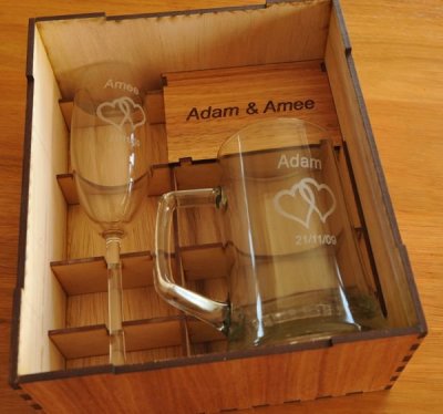 Flute and tankard box inside view
