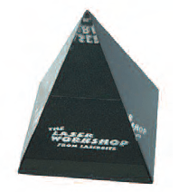 Pyramid - Black Base - Medium 87x87x106 mm